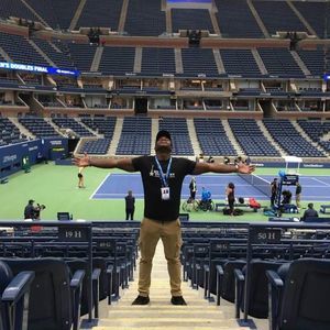 Meet your Posher, Elliott